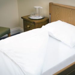 Picture of MRSA Resistant Wipe Clean Duvet - Single (4.5 Tog)